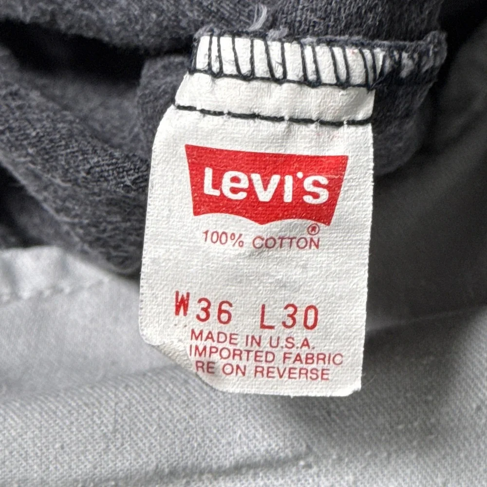 Levi 560 Jeans Mens 36x30 Black Denim Loose Fit Vintage 90s USA Made Tapered Leg